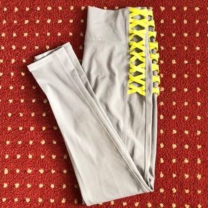 Fabletics HighWaisted Statement PowerHold Legging